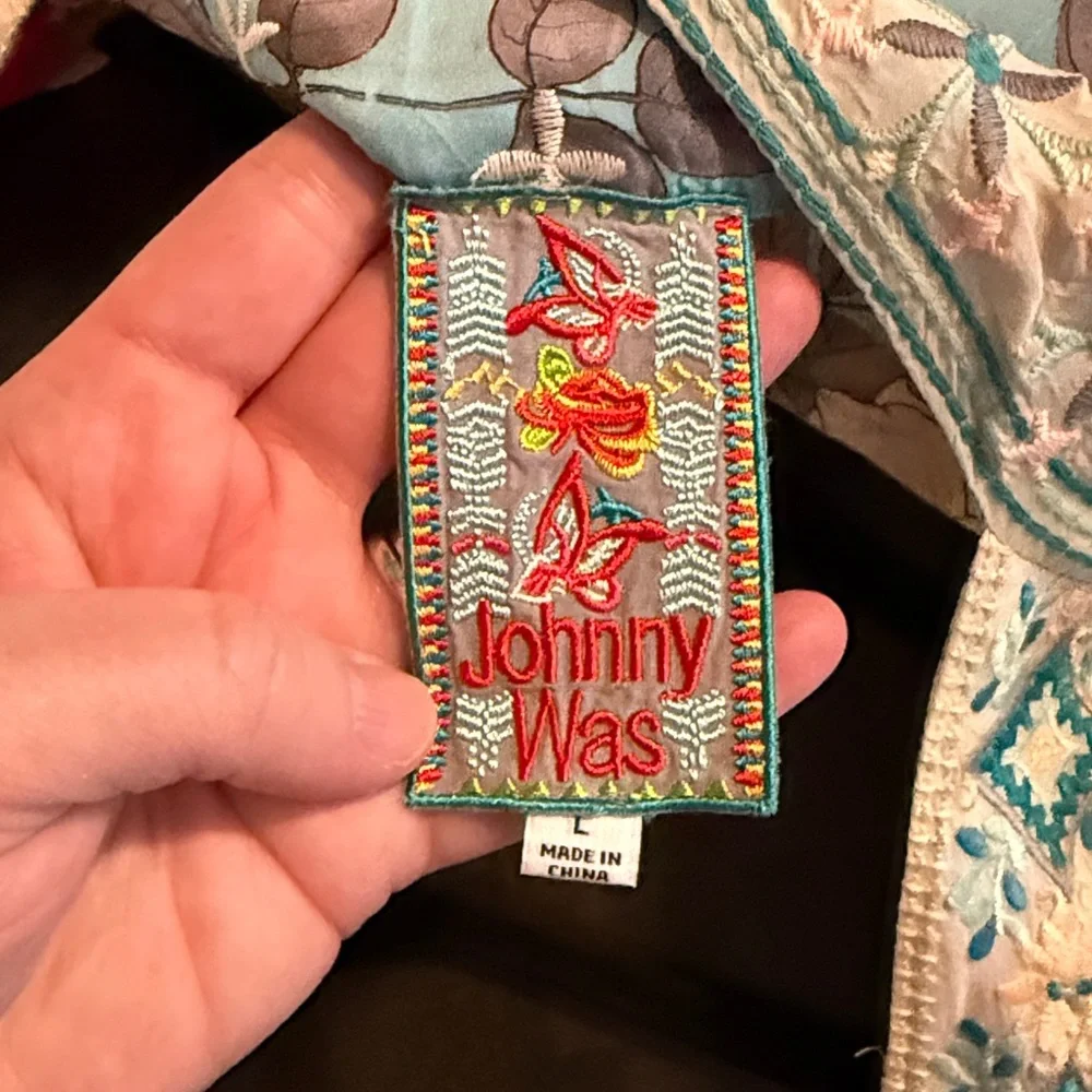 Johnny Was Permit Padme Embroidered Floral Blouse Size Large - Picture 7 of 10